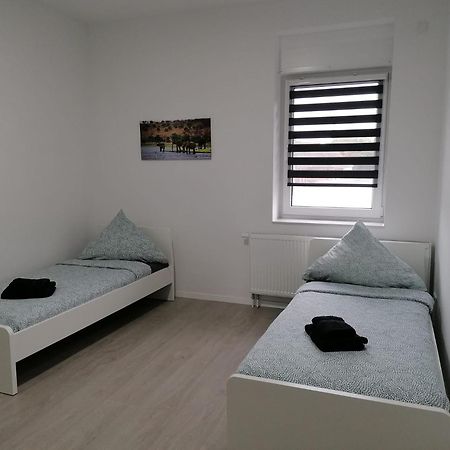 Estrella24 Living Rooms Sydney Herne Bagian luar foto