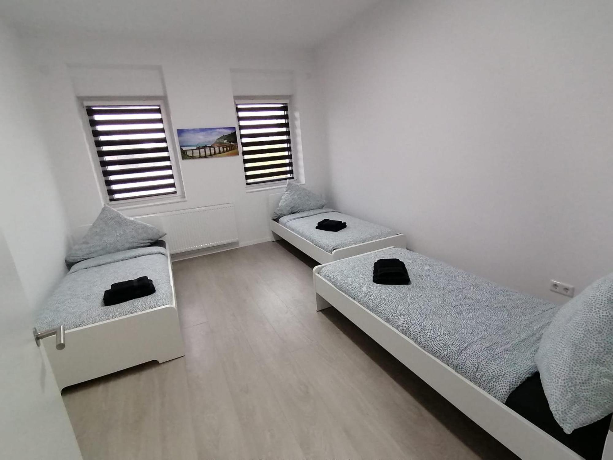 Estrella24 Living Rooms Sydney Herne Bagian luar foto